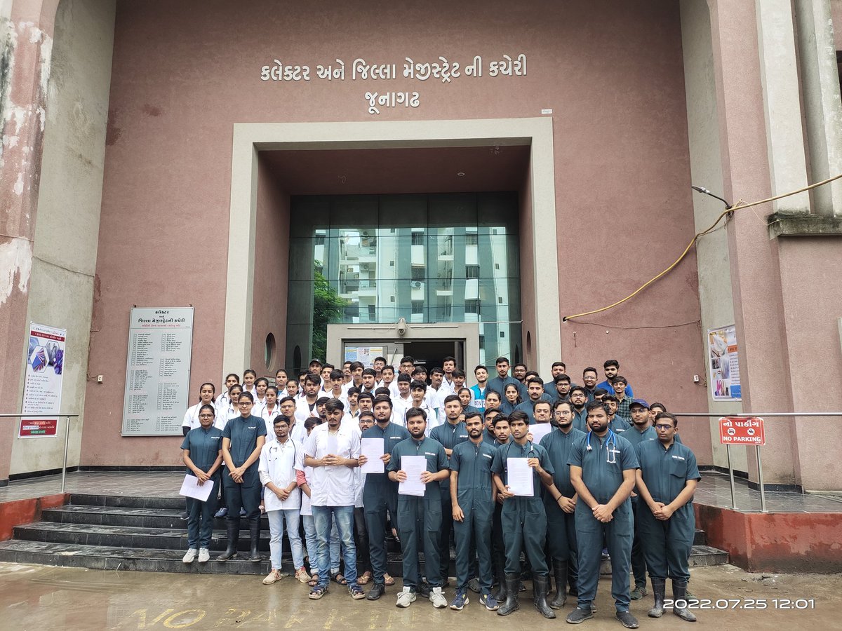 All the four veterinary colleges in Gujarat meets with there respective District collectors and gave letter about increment in internship allowance.. 
#Increase_Guj_Vet_Stipend 
#Guj_Vet_Union
#navsari #anand #junagadh #dantiwada 
<a href="/CMOGuj/">CMO Gujarat</a> <a href="/sandeshnews/">Sandesh</a> <a href="/Divya_Bhaskar/">Divya Bhaskar</a>