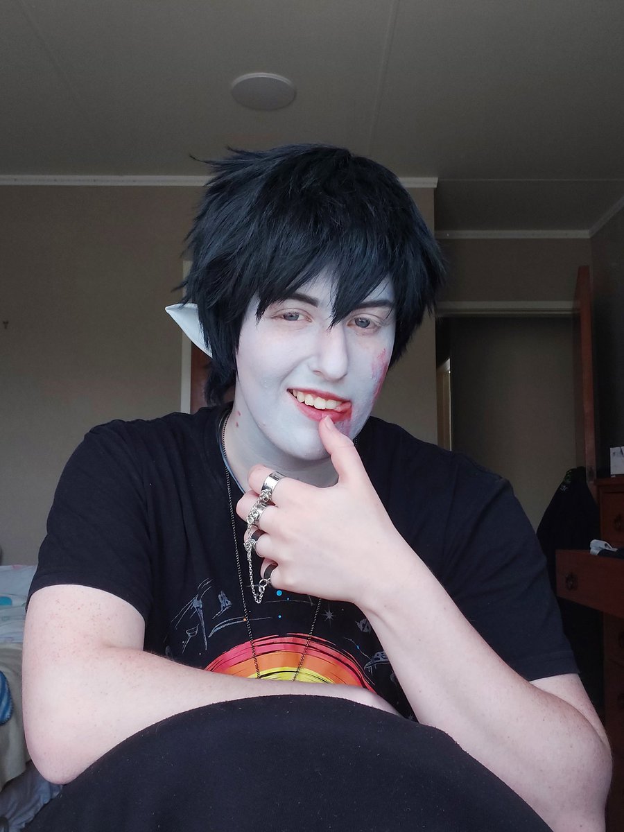 space_oddityy's tweet photo. Adventure time!! 

#marshalllee #marceline #AdventureTime #vampire #cartoon  #cosplay https://t.co/G8YJ5DQ3Iy