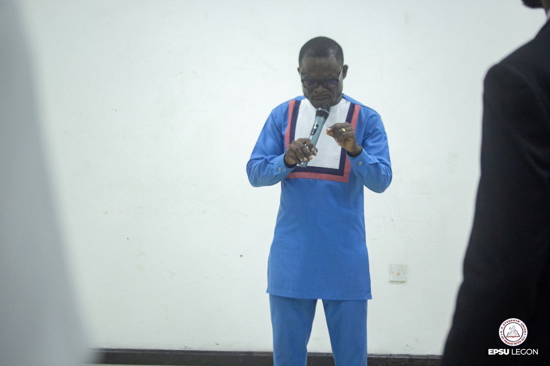 epsulegon's tweet photo. Mid- Week Service with Ps. Bright Adoboe .
Theme: Equipped to Preach the Gospel.

#epsulegon #atpeacewithall
#oneinchrist https://t.co/aZQlOXncMO