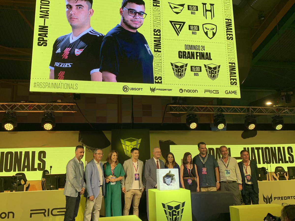 PoloDigitalMLG's tweet photo. Este finde hemos estado a tope en @Gamepolis_org.
Gracias a todos nuestros habitantes que han participado @owogameofficial, @novelingo, #enjaulados y #killbug y enhorabuena a los ganadores #magicrain con su videojuego #lua y @underthebedgms con #talesfromcandleforth.
💪🏻🤩 https://t.co/xhLBNvCDc2