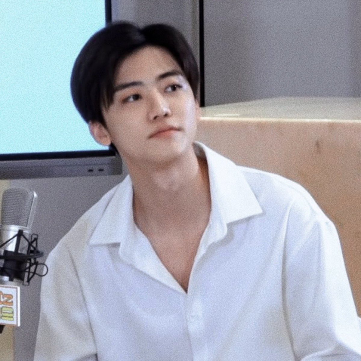 แจมินกับเชิ้ตขาว ไหวไปก่อนเลย