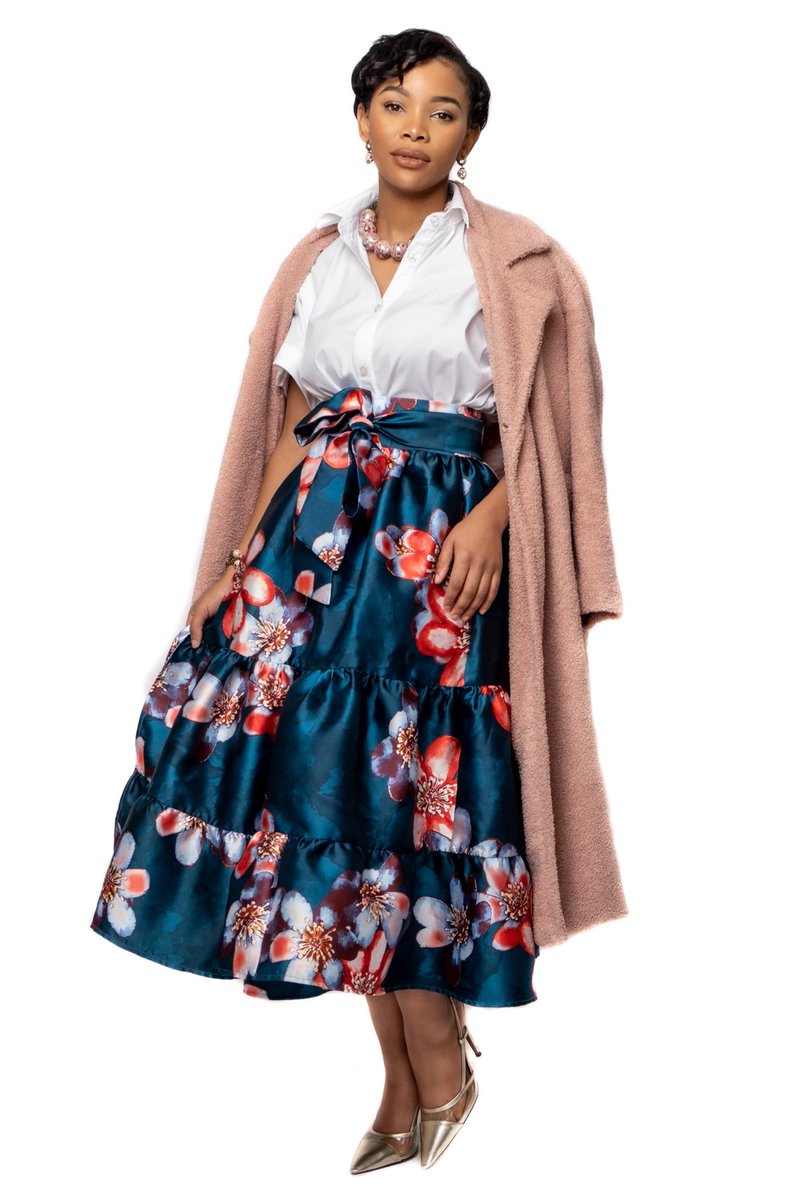 kayla_stam's tweet photo. A teddy coat doesn’t have to be casual; it works with many different looks. Get 30% off our pink teddy coat on https://t.co/HoLq1TIcmz #kayla_stam #madeinsouthafrica https://t.co/KlIsoC9re5