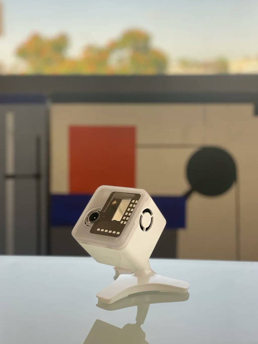 getbzigo's tweet photo. Look mom, no training wheels!

Our team is preparing to send out the rest of the Alpha devices, and we couldn’t help but show off the final look. https://t.co/H6oz7QURxg