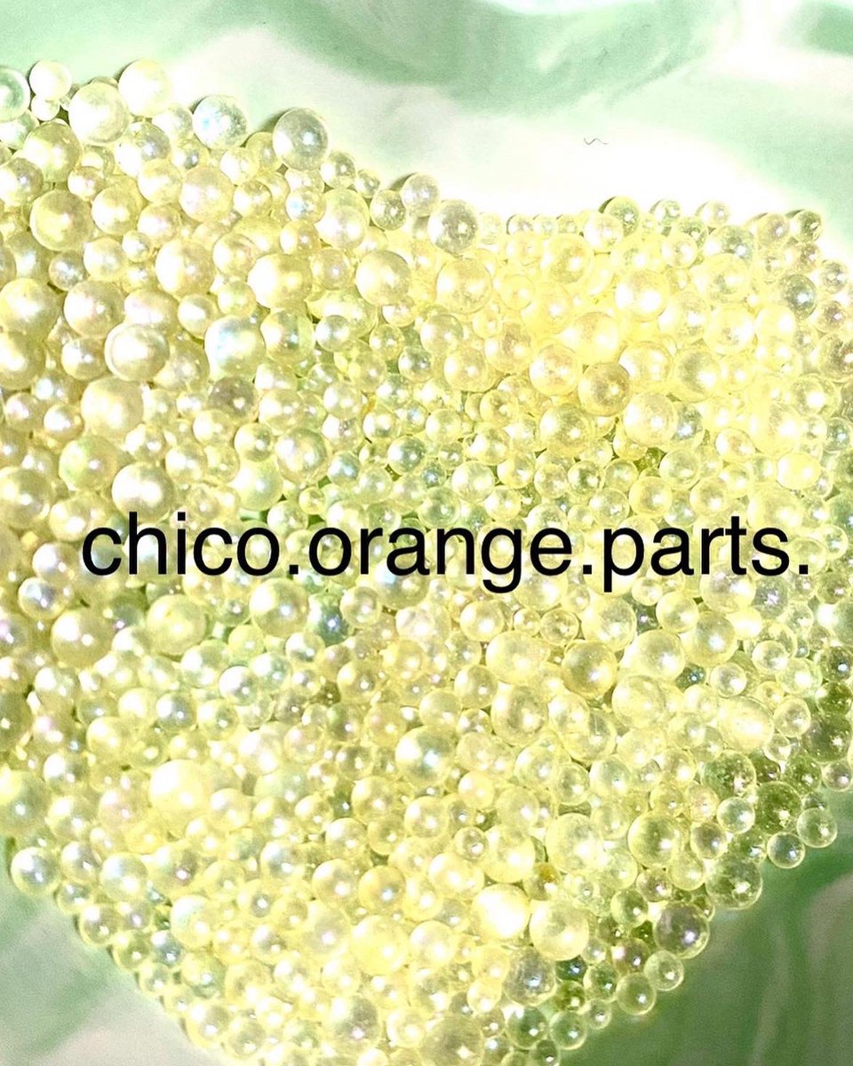 chicorange7271's tweet photo. めっちゃ夏っぽくないですか？🥰
ガラスブリオンみたいな、、✨
つぶつぶした不揃いな感じがまた綺麗✨ https://t.co/Mkd0sM8mCo