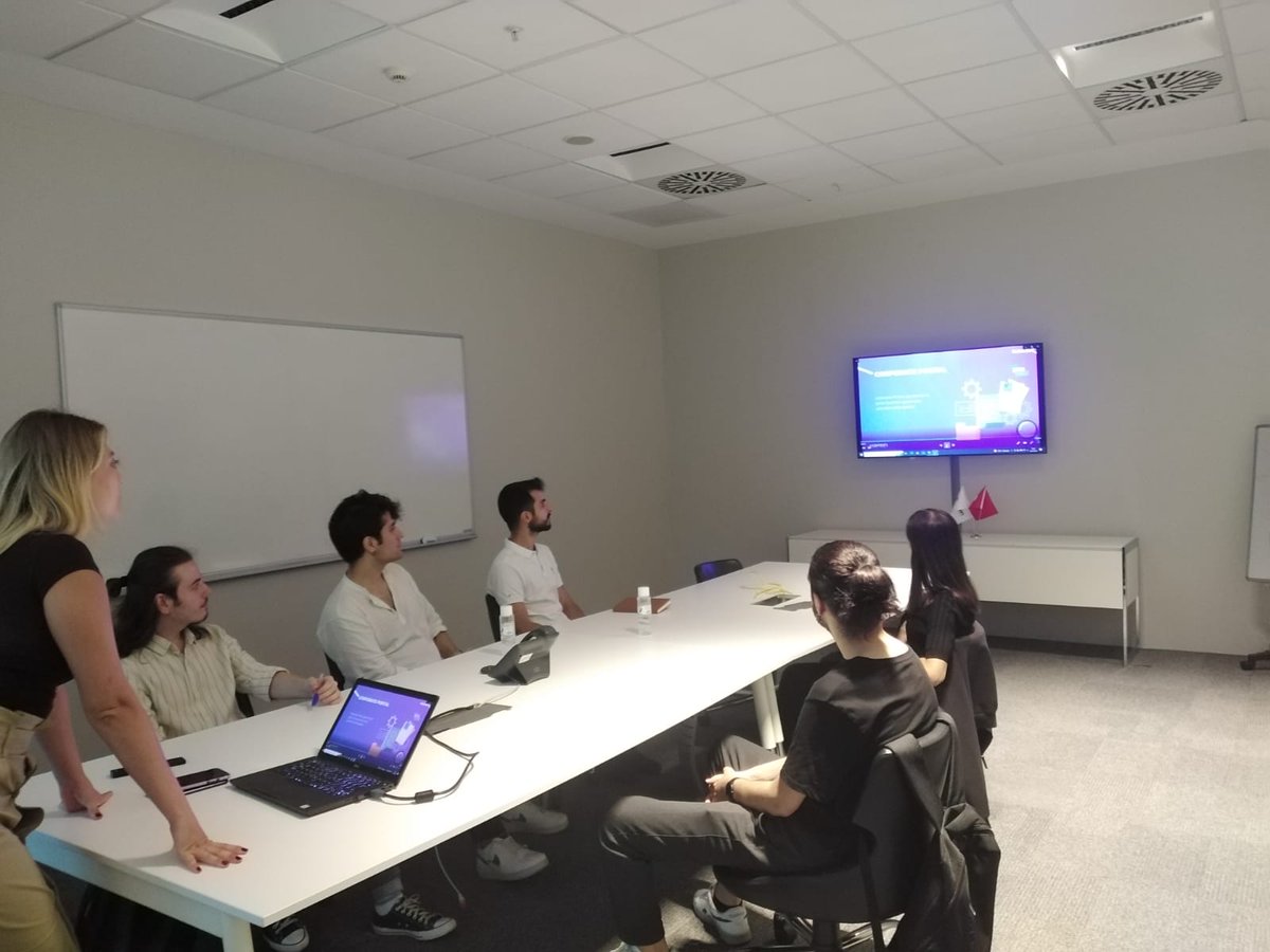 KafeinC's tweet photo. Kafein Akademi kapsamında Test Akademi programına katılmaya hak kazanan akademililer ile oryantasyon eğitimimizi tamamladık.

Programa katılmaya hak kazanan akademilileri tebrik ederiz.

#kafeinteknoloji #kafeinakademi #kafeinegitim https://t.co/SgcDAG7M6y