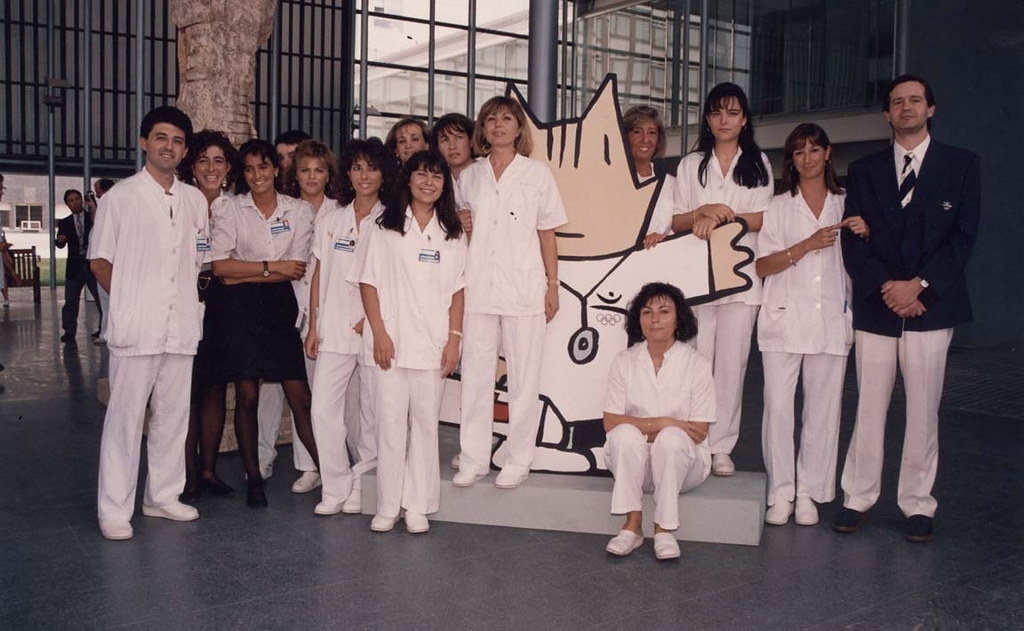 Hospital del Mar (@hospitaldelmar) on Twitter photo Fa #30anys, Barcelona esperava l'encesa del peveter a l'Estadi Olímpic. Començaven els #JJOO de #Barcelona92 i l'<a href="/hospitaldelmar/">Hospital del Mar</a> es convertia en l'#HospitalOlímpic. Quins records!
Ara vivim un nou moment històric, avançant cap al #FuturHMAR
#30anysBCN92 <a href="/bcn_ajuntament/">Ajuntament de Barcelona</a> Fa #30anys, Barcelona esperava l'encesa del peveter a l'Estadi Olímpic. Començaven els #JJOO de #Barcelona92 i l'<a href="/hospitaldelmar/">Hospital del Mar</a> es convertia en l'#HospitalOlímpic. Quins records!
Ara vivim un nou moment històric, avançant cap al #FuturHMAR
#30anysBCN92 <a href="/bcn_ajuntament/">Ajuntament de Barcelona</a>