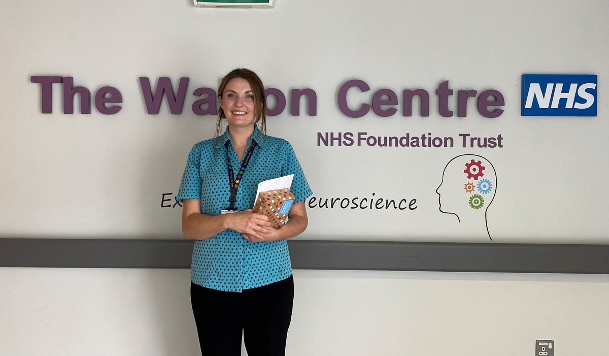 WaltonCentre's tweet photo. Being in hospital on your birthday isn’t much fun, so our amazing charity make sure all inpatients receive a little gift and card if it’s their birthday while they’re in hospital. Here’s Rachel, our lovely Patient Support Assistant, about to deliver one! https://t.co/lKOk9SnGXP