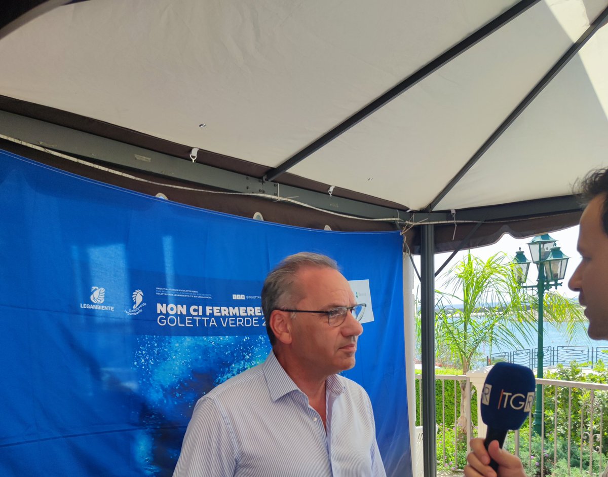 il direttore <a href="/pappaterramimmo/">Domenico Pappaterra</a> illustra i dati e le attività Arpacal alla presentazione dei dati di <a href="/GolettaVerde/">Goletta Verde</a> <a href="/LegambienteCal/">Legambiente Calabria</a>