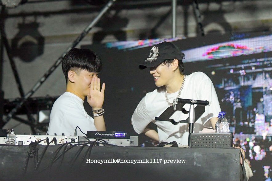 markgyeomxpics's tweet photo. https://t.co/1O4TaL6rut