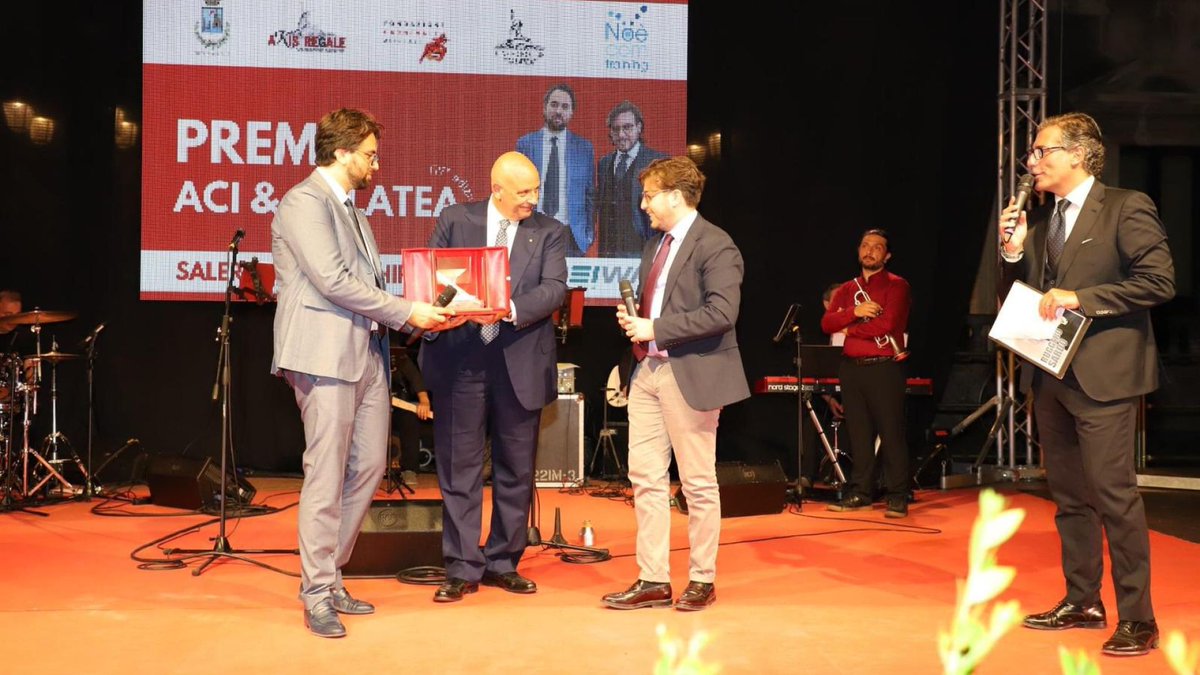 È un onore ricevere attestazioni di #stima e da parte delle istituzioni del territorio: un ringraziamento dunque al Sindaco di #Comiso, Maria Rita Schembari, che ha elogiato pubblicamente il nostro percorso in occasione del Premio Aci &amp; Galatea. → bit.ly/3J22f0O