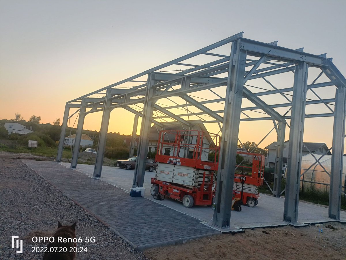 constraco's tweet photo. Klient postanowił zmontować nasz GALBOX własnymi siłami. Posłużył się standardowo dostarczanym przez #Constraco projektem montażowym. Informacji nt tej realizacji udziela nasz doradca techniczno-handlowy, Piotr Wach, tel. 609 995 166, mail p.wach(at)https://t.co/wUyYTk8geq. https://t.co/FnyyEMBmL5