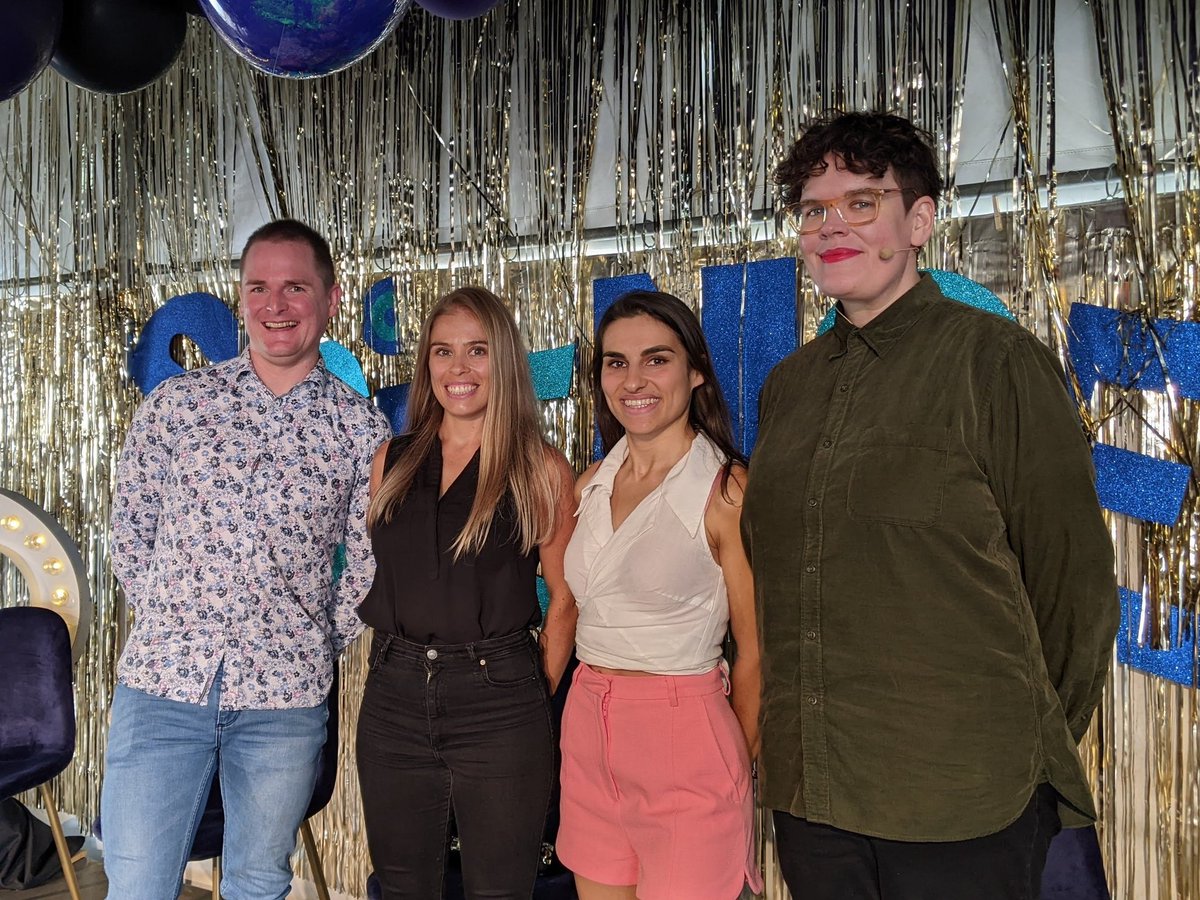 DilaraB_PhD's tweet image. Has drug science ever looked so good?

Such a pleasure meeting mushroom man @mcthoughtful, forensics expert @MorganAlonz0 &amp;amp; medicinal chemist @all_isee ❤️🍄🧪⚗️🥼🌈

#SITG2022 #ScienceTent