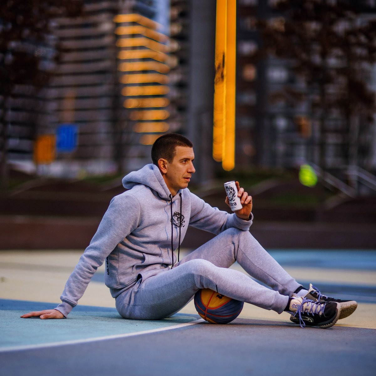 UltraEnergySR's tweet photo. Posle kog sporta vama naviše prija hladna limenka Ultre?
#RuleYourKingdom https://t.co/JexlRruI9d