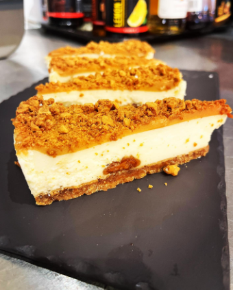 CornmillCentre's tweet photo. Can I have.......hmm🤔 now which yummy cake 🍰 shall I choose?
You need to sample these delicious😋cakes at Esquires coffee Darlington ☕️🧁
#whitechocandcranberrytiffin #meetwithfriends #cornmillcentre #chillwithacoffee #supportlocal #acorndairy #esquirescoffee #shopcornmill🛍 https://t.co/Udpoqp7sv8
