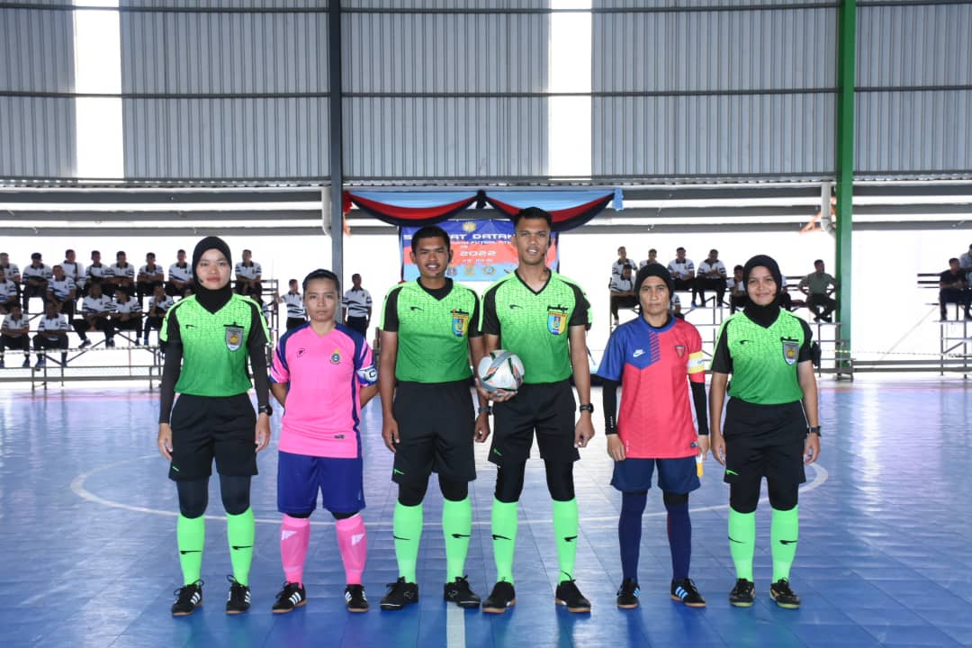 BolaTldm's tweet photo. Kejohanan Futsal ISG 2022. Keputusan Perlawanan Pertama Seperti Berikut:

Wanita TLDM (1) - (0) Wanita TDM
Lelaki TLDM (7) - (3) Lelaki TDM

#ISGFUTSAL22
#RAHMATILAHRMN
#MAJULAHSUKANUNTUKTLDM 
@KDTEGUHSAMUDERA
@KDMAHAMIRU https://t.co/y0snTZ1OPb