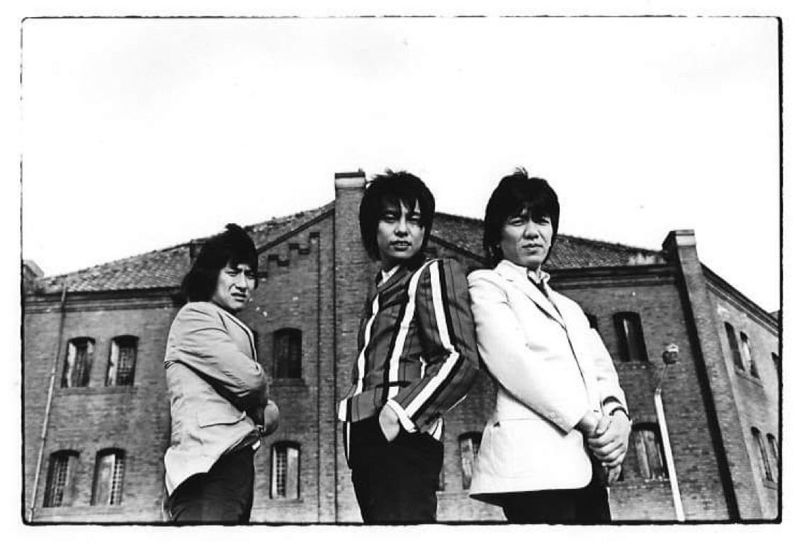 BadgeNight's tweet photo. 本日7月25日は、1982年にTHE BADGEが「ふたりのフォトグラフ」でデビューしてから、ちょうど40年目です。
Photo by Morito Isoda https://t.co/o3VUXp1irX
