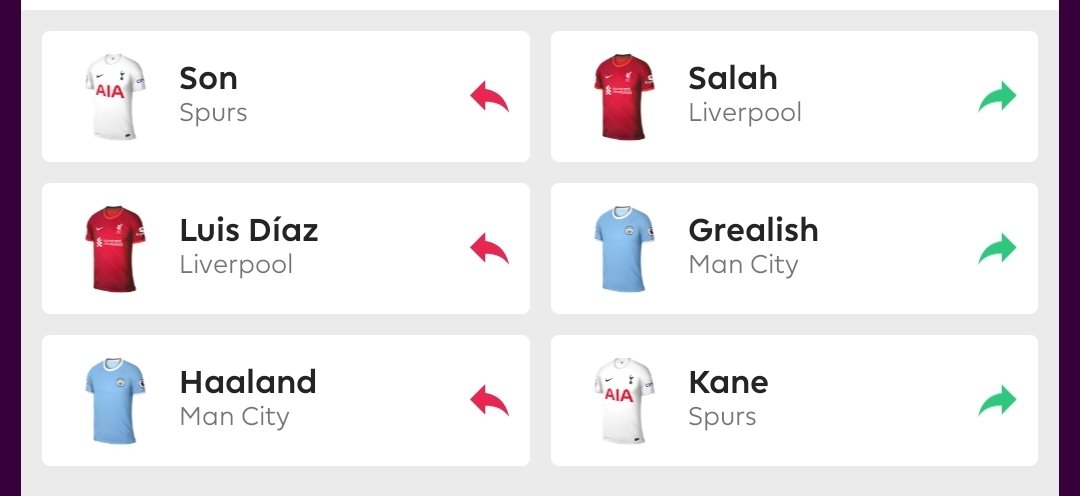 danielscott94's tweet photo. A big question, right or left #FPL https://t.co/epwesTfTWo