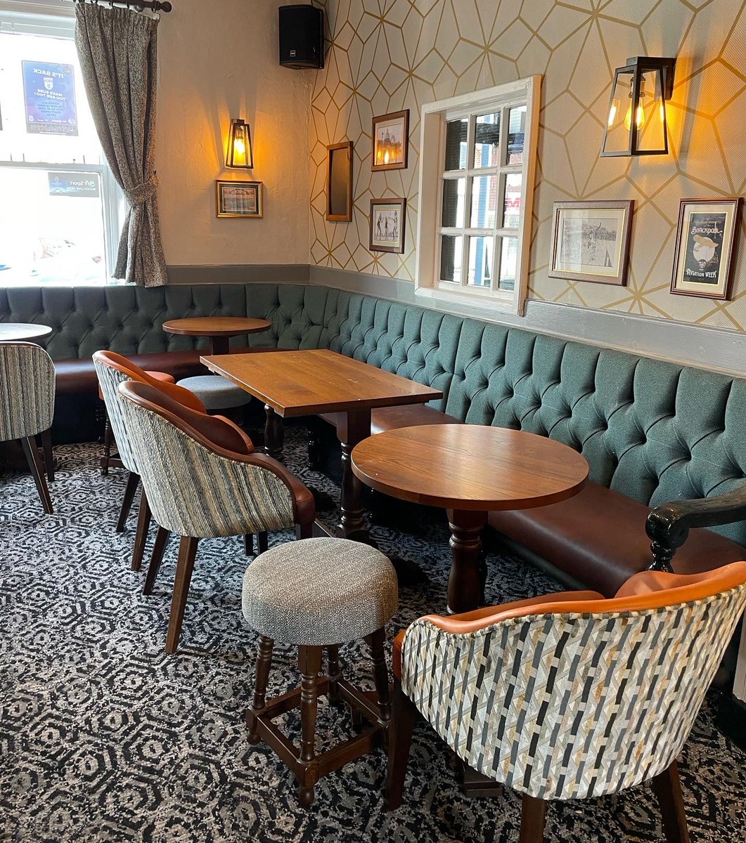 WiltonCarpets's tweet photo. Fresh new carpets in the sports bar of The Bull, in the heart of Blackpool's busy tourist scene. Interior scheme by @HarrisonInce Interior Designers, who specified Kinetic Signal for this contemporary refresh. https://t.co/GwUI2Uxwk5