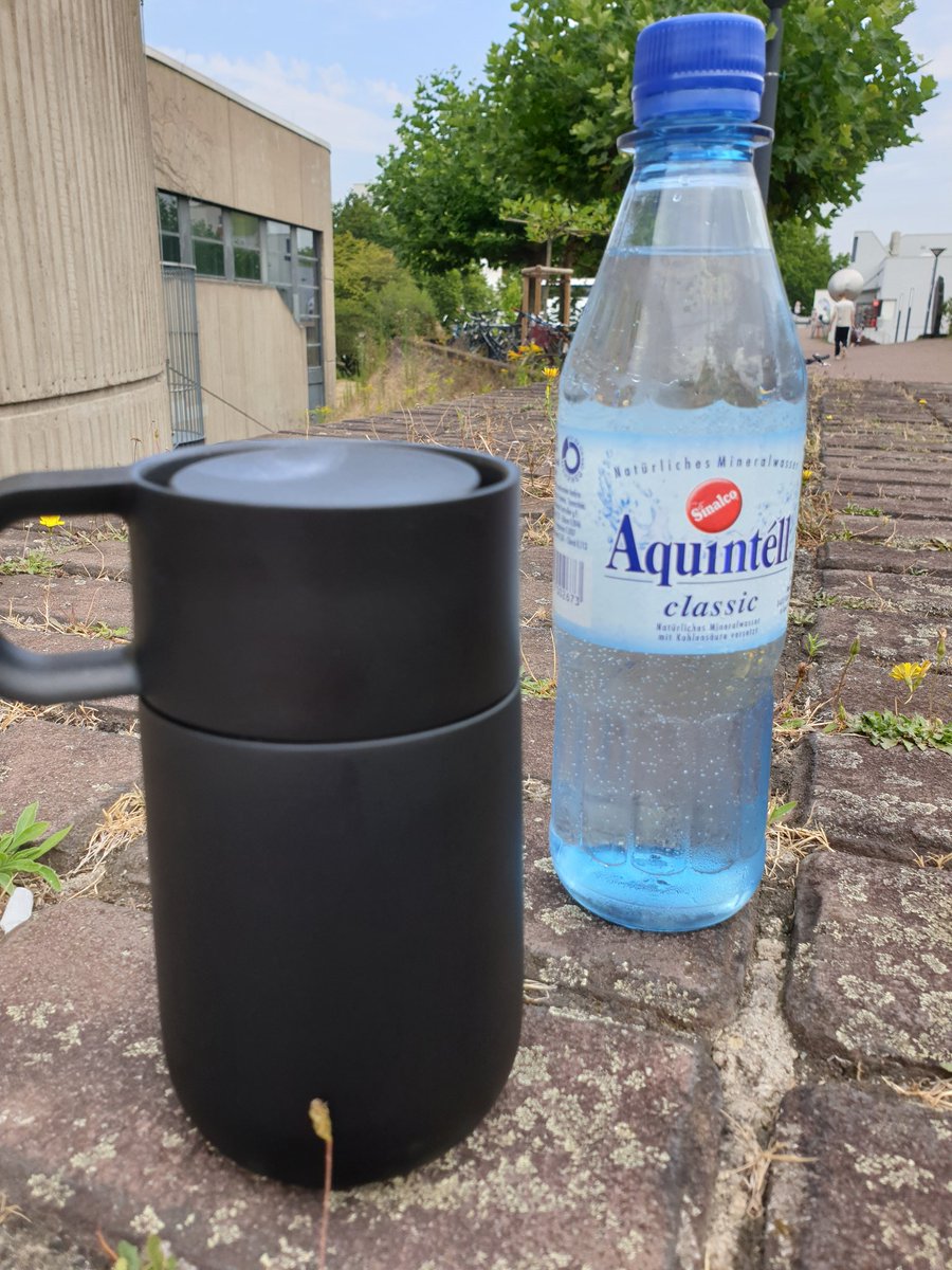 Didaktischer Spaziergang des <a href="/SeLL_hhu/">Service-Center für gutes Lehren und Lernen (SeLL)</a> trotz Cappuccino
-Länge heute vor allem mit Wasser.🥵 So konnte auch das inhaltliche Ziel - Schärfung der Projektidee für das Vertiefungsmodul - erreicht werden.