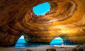 Viajitos's tweet photo. DESCUBRE EL ALGARVE (PORTUGAL) Ruta del Algarve en 4 dias en el blog de Viajitos tu guia de viajes 
https://t.co/tVoUx1S6Fl https://t.co/btniez6uwk