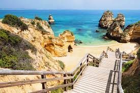 Viajitos's tweet photo. DESCUBRE EL ALGARVE (PORTUGAL) Ruta del Algarve en 4 dias en el blog de Viajitos tu guia de viajes 
https://t.co/tVoUx1S6Fl https://t.co/btniez6uwk
