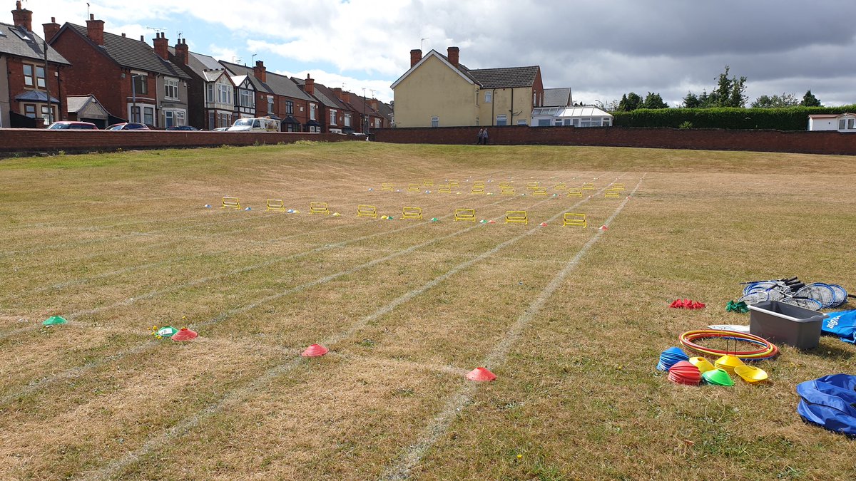 1 last sportsday to get in before lunch!! 

All set up for year 6 to race for 1 last time!