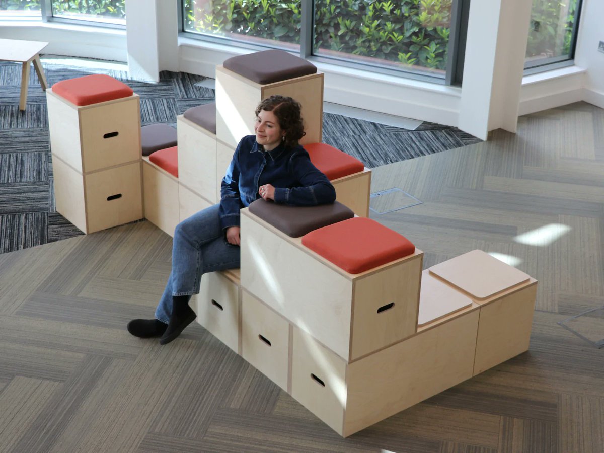 Our modular Lekplats seating range is stackable and hyper-flexible. See more: huxlo.co.uk/collections/wo…