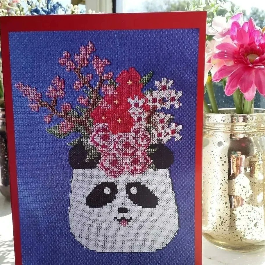 misslucycherie's tweet photo. Xstitch Xcellence Animal Vase Cards £1.75 each https://t.co/a133J69ReL 
#UKGiftHour #CraftBizParty #HandmadeHour #SummerVibes #crosstitchersofinstagram #CraftHour #shoppingtime https://t.co/AgKQwRwagt