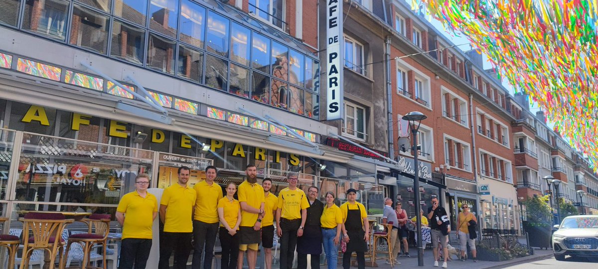 Le Café de Paris-Calais #recrute #cuisinier. Vous connaissez quelqu’un à qui ça correspondrait, partagez .. tél au 06 61 24 57 40 ou par messagerie. A bientôt