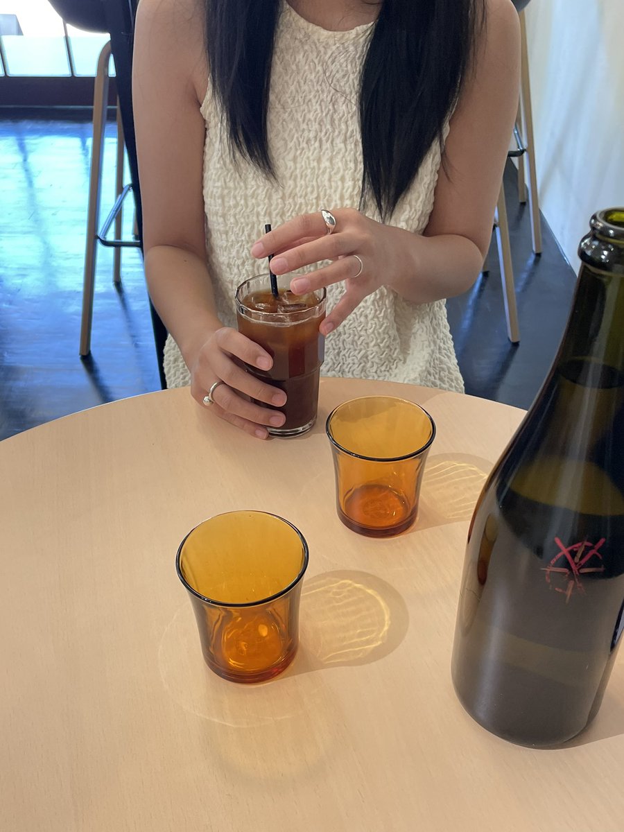 OUAUDAYOFF's tweet photo. ขอแวปจากเกาหลีมาแปะเชียงใหม่ suntothemooncafe เป็นร้านกาแฟที่เสิร์ฟกาแฟ market lane จากออสเลย เราชอบโรงคั่วนี้มาก แล้วร้านนี้ก็เสิร์ฟราคาดีมากๆเลย อยู่ที่เชียงใหม่เปิดในบ้านเลย จริงๆมีอาหารด้วยนะค้าบ แนะนำเลยถ้าอยากทานกาแฟดีๆ อร่อยๆ #รีวิวเชียงใหม่ #คาเฟ่เชียงใหม่ https://t.co/OkRcBcKdPM