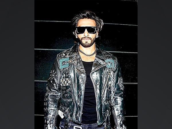 Complaint registered against actor Ranveer Singh in Mumbai's Chembur Police Station for posting nude pictures on his Instagram account. Police have yet to register an FIR.

(file photo)