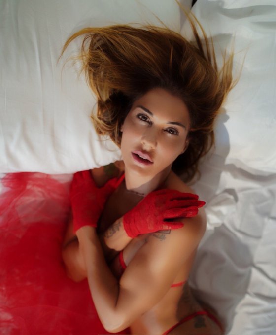 Red passion 😈😍 https://t.co/tg23Gw1BLT -50 % di sconto 👆 My Telegram 👇 https://t.co/vHMOeWGNTS https://t<a href="/tag/photography"class="tags"><span>#photography</span></a><a href="/tag/sexy"class="tags"><span>#sexy</span></a><a href="/tag/hot"class="tags"><span>#hot</span></a><a href="/tag/photo"class="tags"><span>#photo</span></a><a href="/tag/onlyfans"class="tags"><span>#onlyfans</span></a><a href="/tag/photobiancoenero"class="tags"><span>#photobiancoenero</span></a>