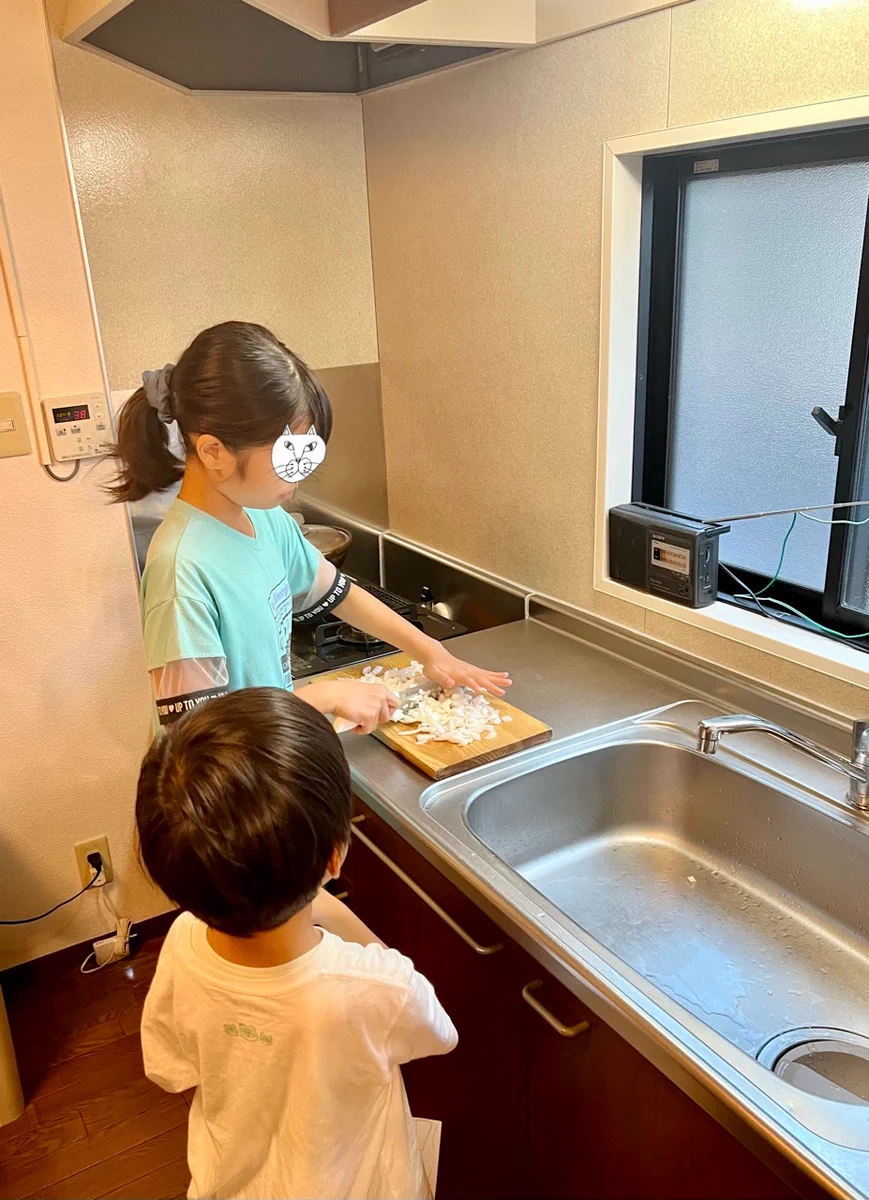 夏休みの目標は「1人でオムライスを作れるようになること」。最高のオムライスの出来上がり。