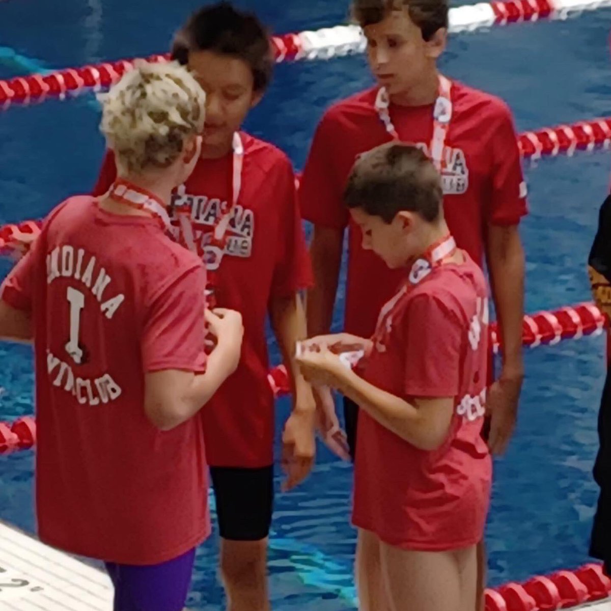 ArtieSwim&Dive tweet media