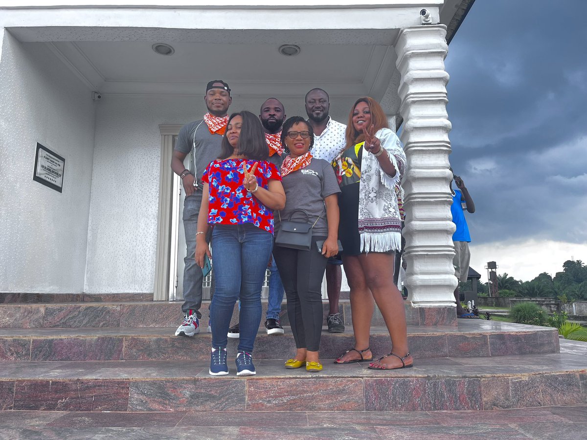 uyocityhikers's tweet photo. In continuation of her engagement with media houses in the state, Uyo City Hikers (UCH) paid a courtesy call to the headquarters of TAF media, owners of @planetfm101 Uyo and SpectrumTV - first indigenous radio and television stations in #AkwaIbom state. #planetFm #uyocityhikers https://t.co/9sGFkot9MV
