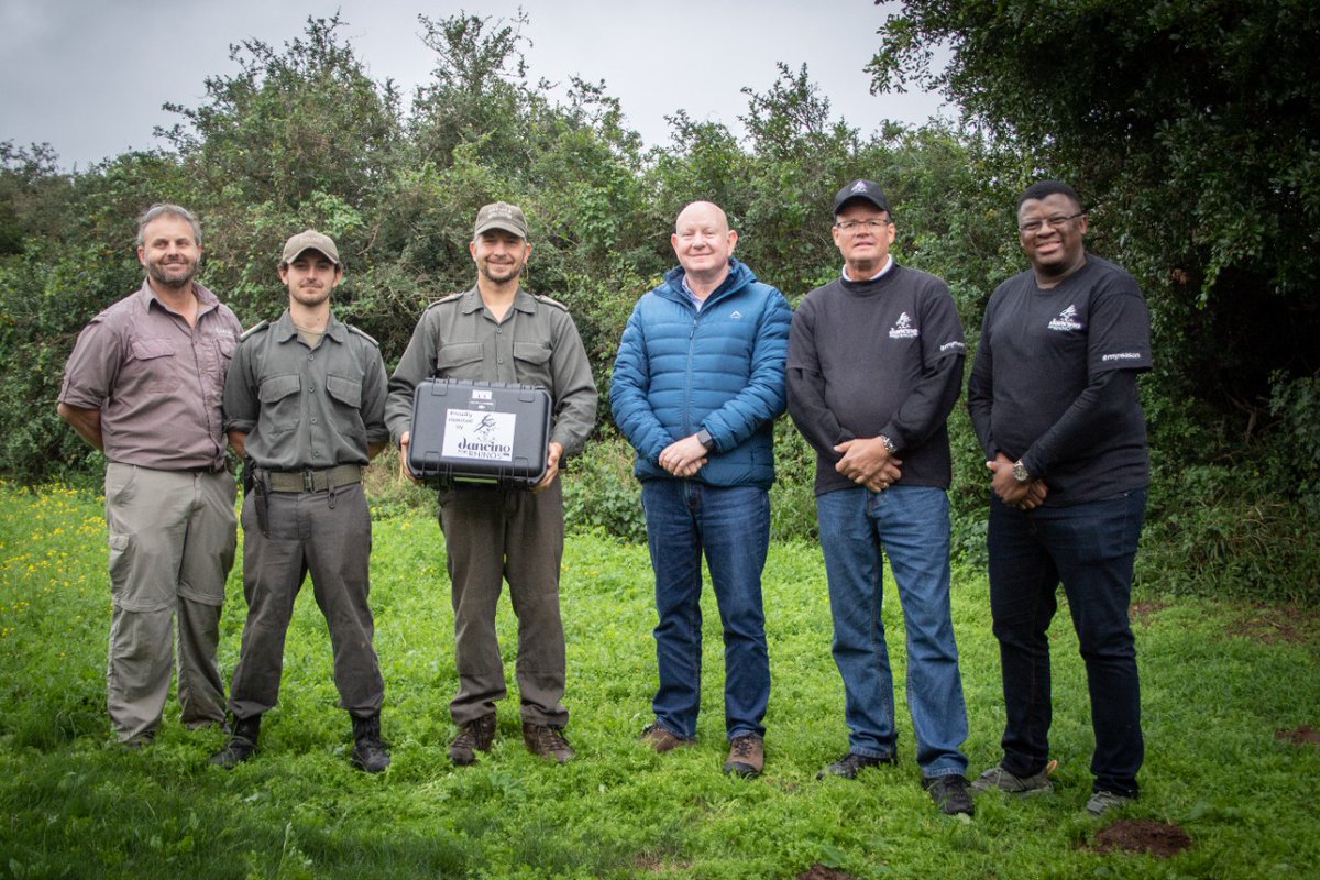 KariegaGameRes's tweet photo. @DancingforRhino  have been on our team &amp; making incredible contributions to wildlife protection efforts for years.
We were most grateful to receive a #DJI #drone with advanced technology features.
Thank you to Tanya &amp; Gerard West &amp; the Dancing 4 Rhino crew #rhino #conseravtion https://t.co/bEi4rdSG7J