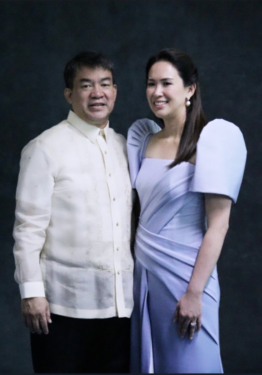 senkokopimentel's tweet photo. With my beautiful wife, Kath https://t.co/tZTC1724fG