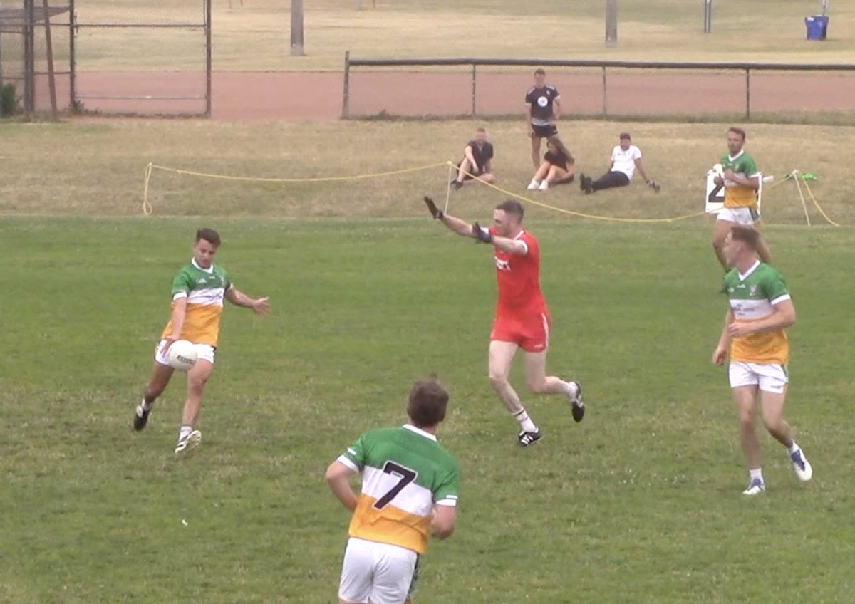 📽️Another big win for <a href="/torontogaelsgfc/">Toronto Gaels</a> Sunday in <a href="/Toronto_GAA/">Toronto GAA 🇨🇦🏐🇮🇪</a> Men's Football. Highlights of their game against <a href="/StPatsToronto/">St.Pats GAA Toronto 🏐</a> at link below.📽️
 youtu.be/9jbPBKQP5Vc