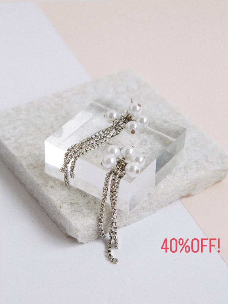 roomx601's tweet photo. 現在開催中の #summersale 残り2日となりました！

いますぐ欲しいアイテムを多く取り揃えております...♡是非お早めにご覧くださいませ。

￼今すぐチェック￼
https://t.co/yl9afcTpY6

#roomx601 #accessory
#room_snap #アクセサリー https://t.co/ixoEGXb2zO