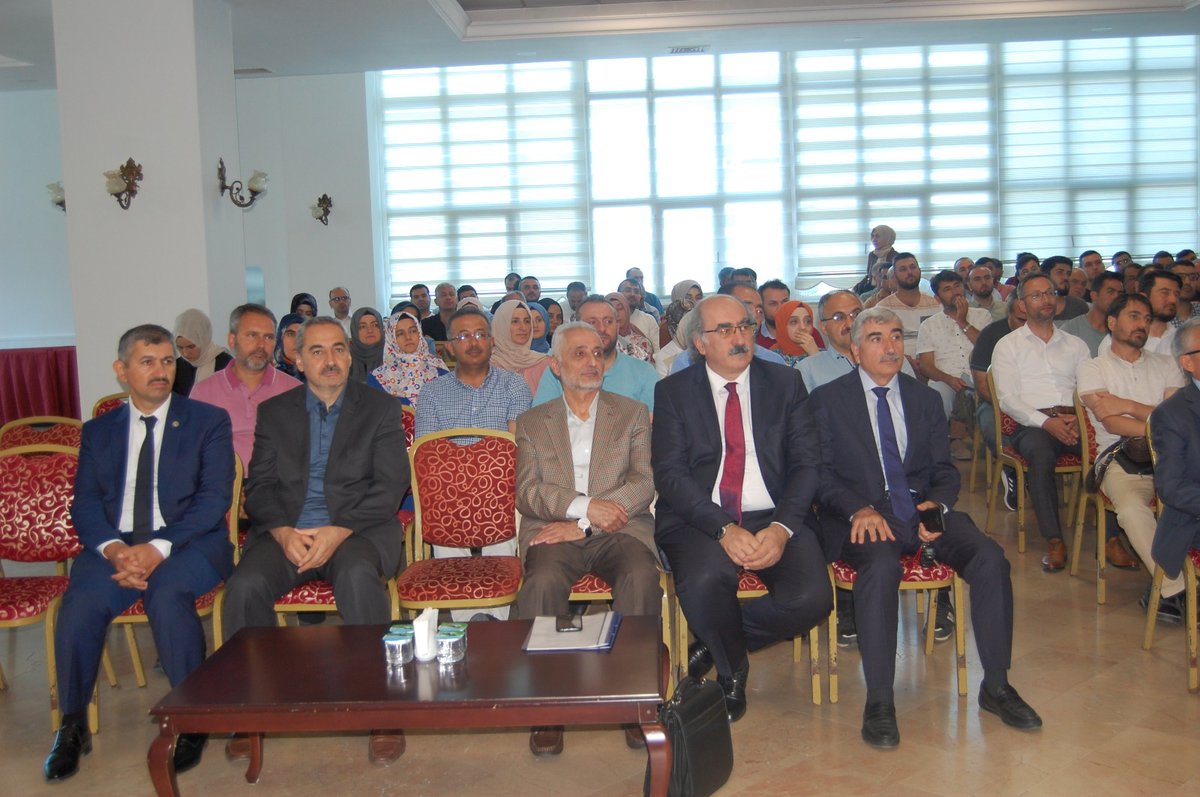 Genel Müdürlüğümüz tarafından İstanbul Zübeyde Hanım Hizmet İçi Eğitim Enstitüsü'nde öğretmenlerimize yönelik düzenlenen, Öğretim Yöntem ve Teknikleri “Hitabet” ve “Tashih-i Huruf “Kursu başladı.