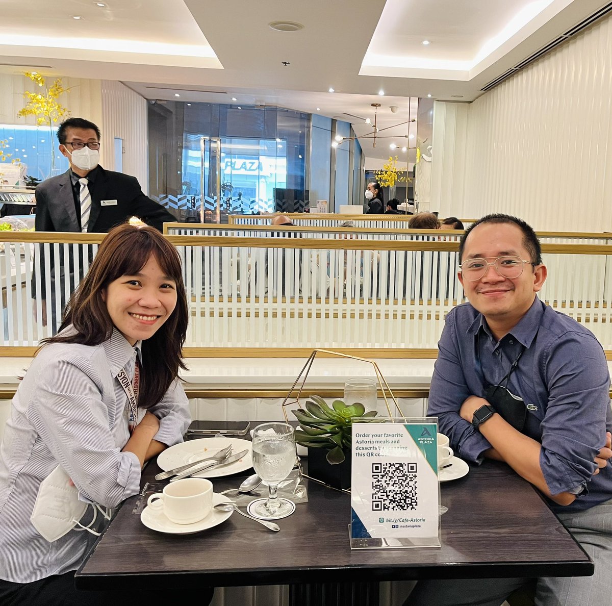 jaarapoc's tweet photo. Convo about the PH middle class crisis with Sis @leiabinea!

Good luck on your grad school journey @ Seoul National University! 🇰🇷

#EconSoc https://t.co/GRzIgw02D0