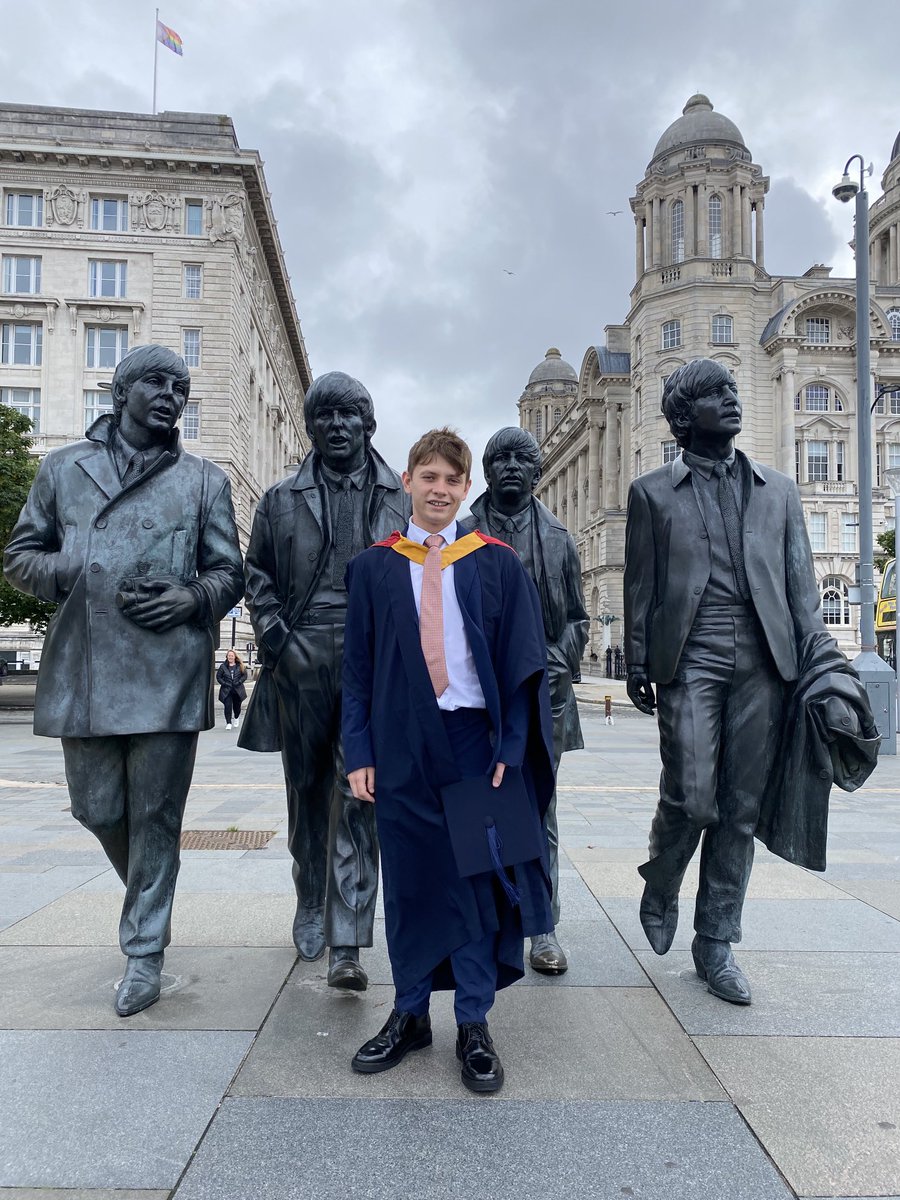 Lesley Penton tweet media