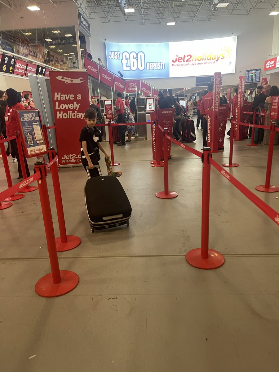 Chris Wilkins (@chrisbwilkins) on Twitter photo Super well organised by <a href="/jet2tweets/">Jet2tweets</a> at <a href="/bhx_official/">Birmingham Airport</a> no queues and straight through to departures 👏🏼👏🏼 Super well organised by <a href="/jet2tweets/">Jet2tweets</a> at <a href="/bhx_official/">Birmingham Airport</a> no queues and straight through to departures 👏🏼👏🏼