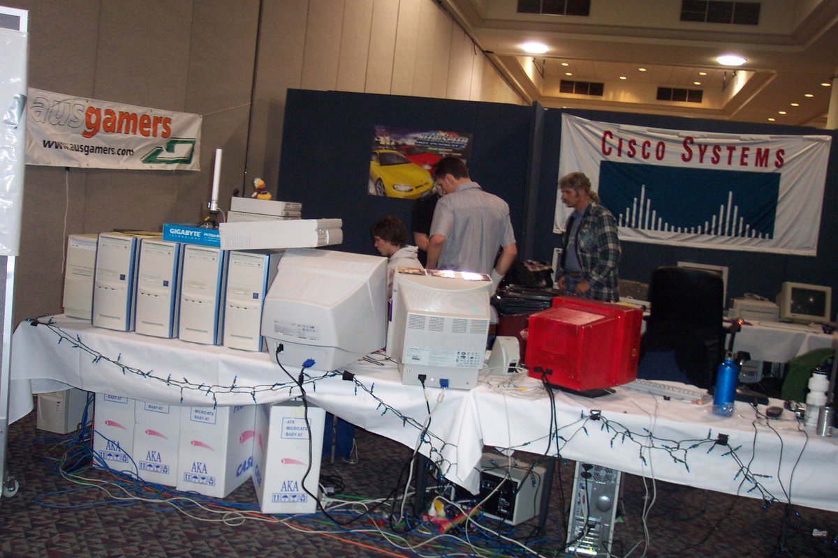 Respawn LAN tweet media