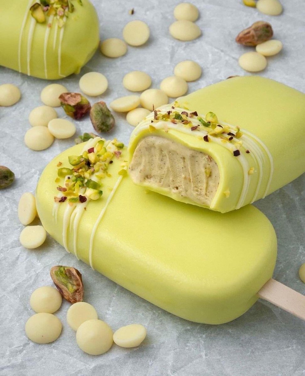 parlapapa's tweet photo. 🌞 Pour se rafraîchir❄️, rien ne vaut une glace🍨, n'est ce pas? Et quand elle est faite maison, c'est encore meilleure !
Pas de machine à glace, pas de sorbetière ? On a la solution 👌avec les moules en silicone de SILIKOMART ! https://t.co/3j3UCXvVcz