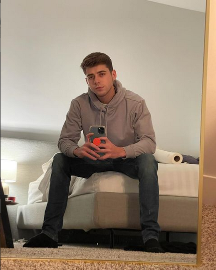 joeymills202's tweet photo. #joeymills #HelixStudio #HunkoftheDay #funtime https://t.co/Me0y4pyc6q
