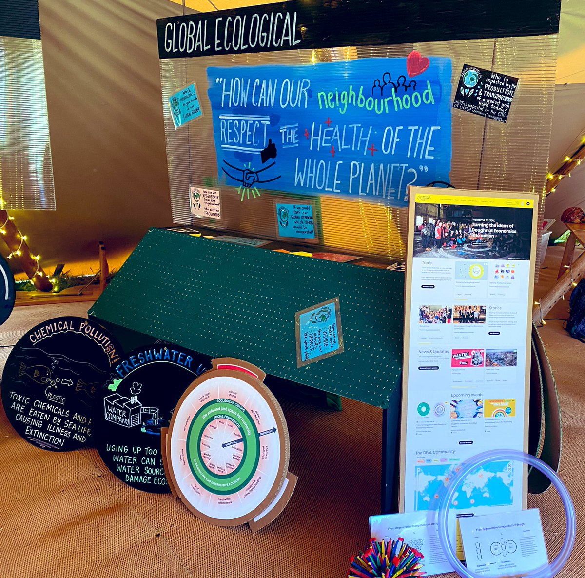 alicehv's tweet photo. Popped into the #P2Pshowcase in Birmingham 🇬🇧 yesterday to see how neighbourhoods are rolling DoughnutEcon on this side of the world. Icing on the 🍩: seeing long-standing tweeps @ImmyKaur &amp; @CassieRobinson &amp; @rob_shorter in-person! Awesome setup too. Thnx for having me #RegenSyd https://t.co/CN1hP9p4Dp