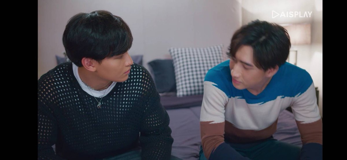 nohphouluangfan's tweet photo. หาเพื่อนให้น้องงง  #LoveAt9Ep4 https://t.co/vKPzqhNbpj