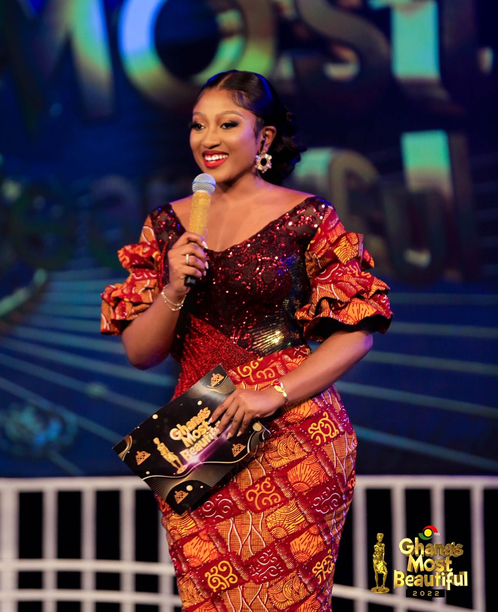 Anita__Akuffo's tweet photo. Your host…… #GMB2022 🎤👑🥰 https://t.co/JkonWEFqqk