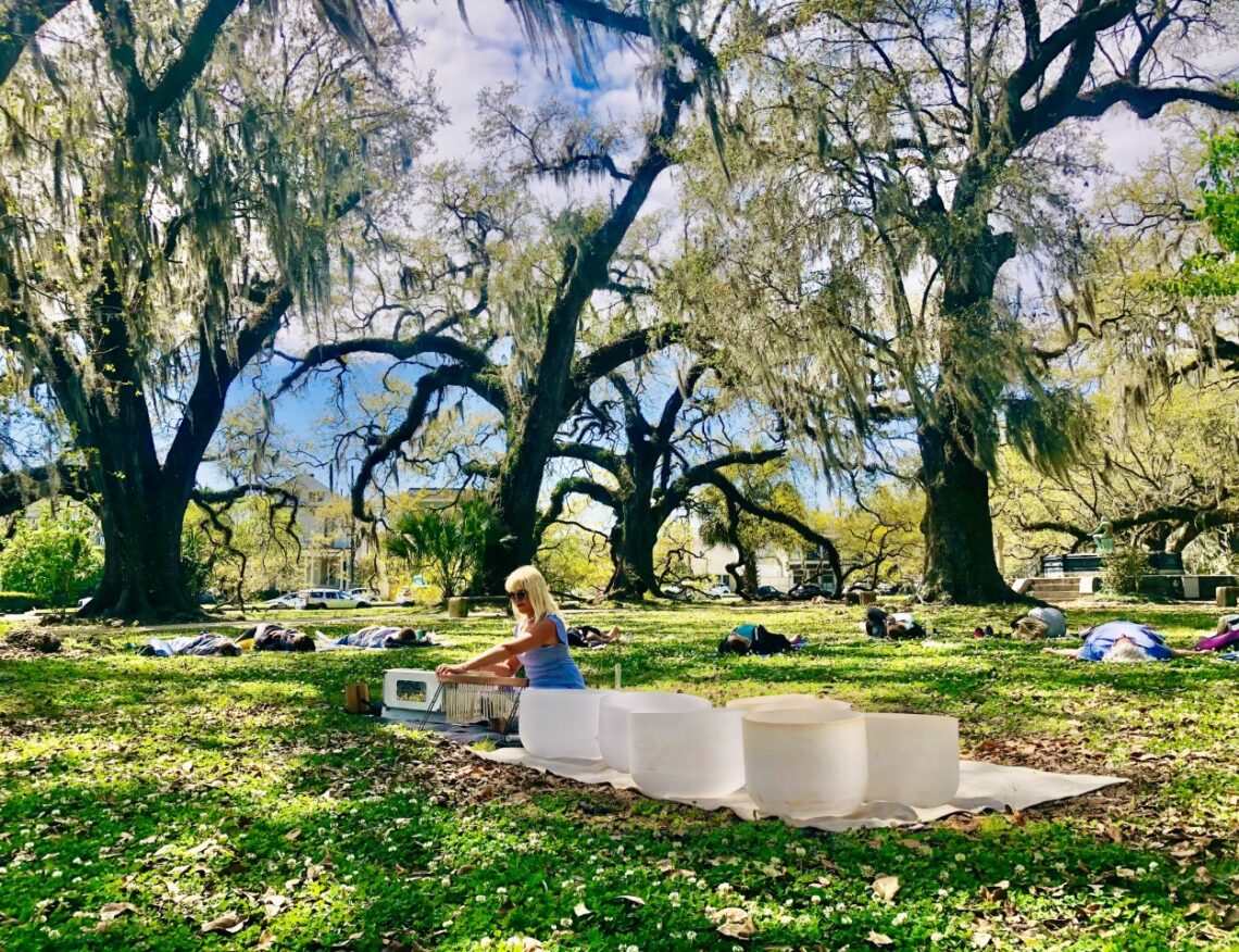 Swan Michelle of Swan River Yoga will be back in our gardens on Monday, August 8! 

She will be guiding participants through a unique Sound Bath experience from 6:30PM to 7:45PM.

Tickets &amp; details: bit.ly/3opTm81

#SoundBath #SwanRiverYoga #Wellness #NolaYoga